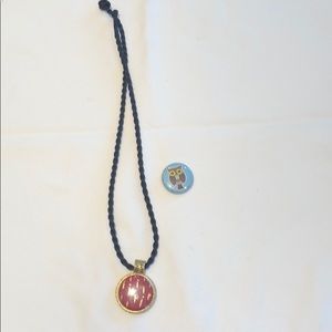 Magnabilities Vintage necklace